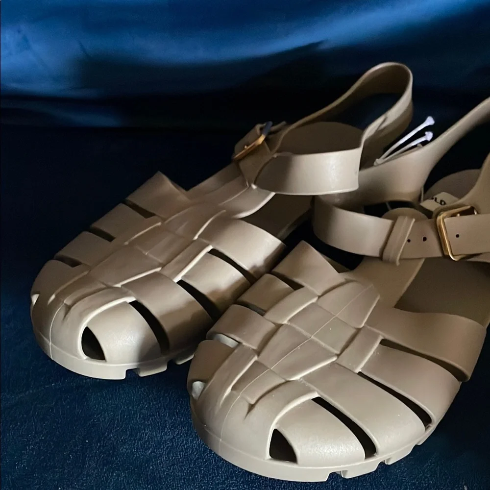 Old Navy Tan Fisherman Sandals with Adjustable Ankle Strap - Picture 2 of 5